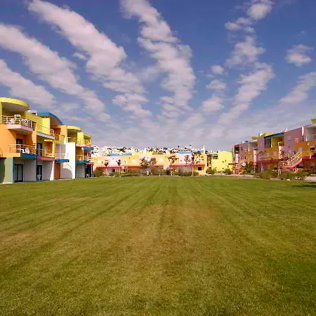 Marina 4*